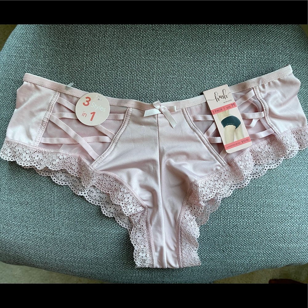 Pretty pink lace panties size Medium